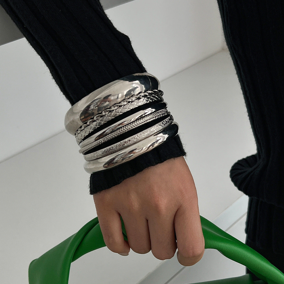 Wholesale Fashion Metal Scenery Bracelet suit